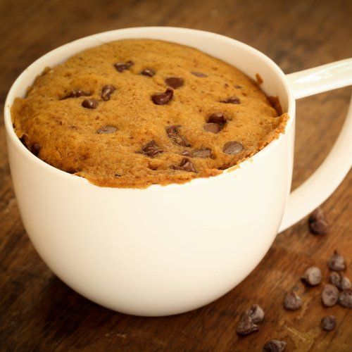 One Minute Lady Shake Mug Cake